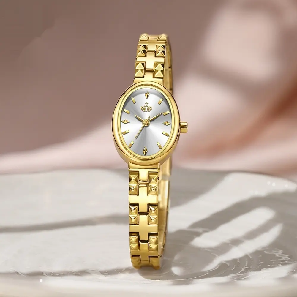 Affordable Luxury Quartz Watch With A Steel Bracelet For Women